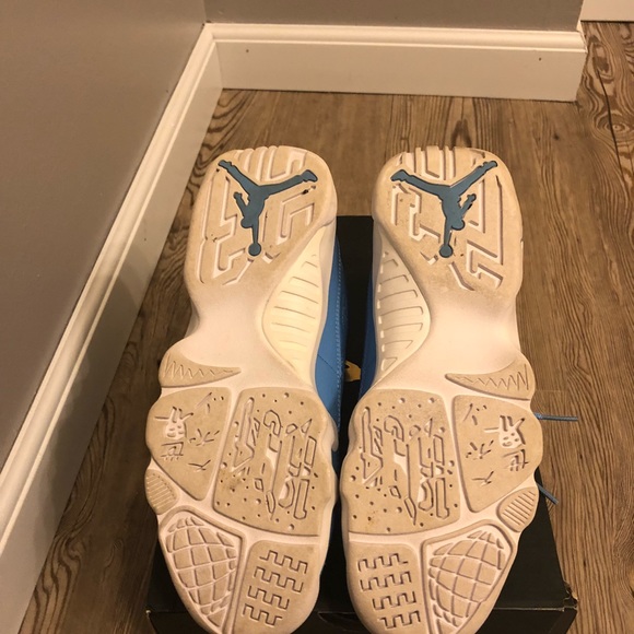 Air Jordan 9 Low Pantone - Picture 6 of 6